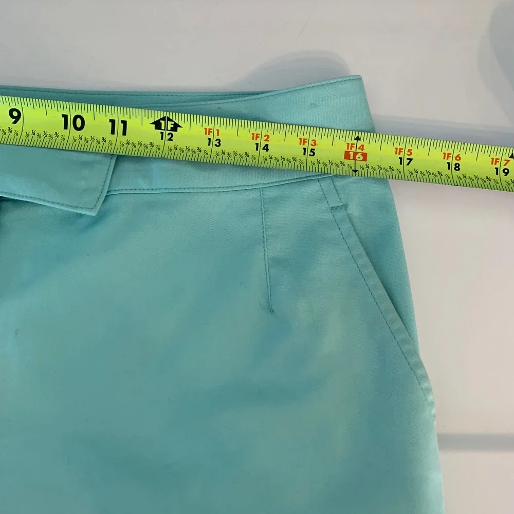Nike Golf Shorts Women 8 Turquoise Dri-FIT Flat Front Active Golfcore Athletic